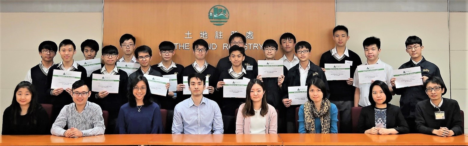 Students from Sing Yin Secondary School participated the event with our mentors