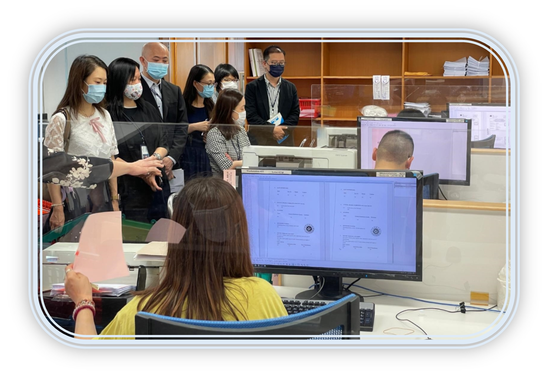 Visit to the Central Imaging Centre by the Judiciary_Image 2